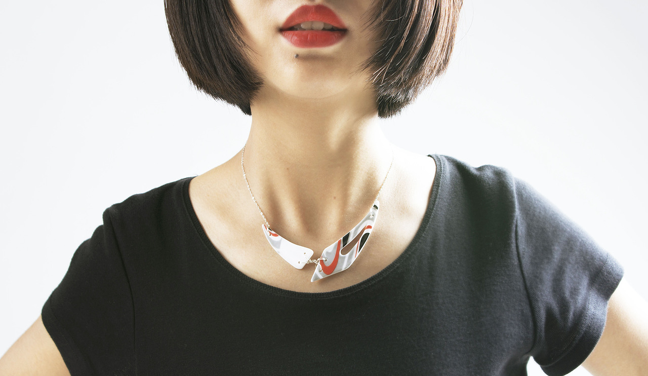 “月出”原创女性饰品品牌及产品设计