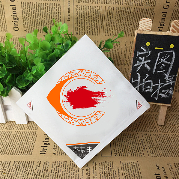 秦泰丰-品牌（图ZODQyMDc0NDQ=） - 品牌 - 站酷设计师半边脱光原创素材 - 站酷ZCOOL