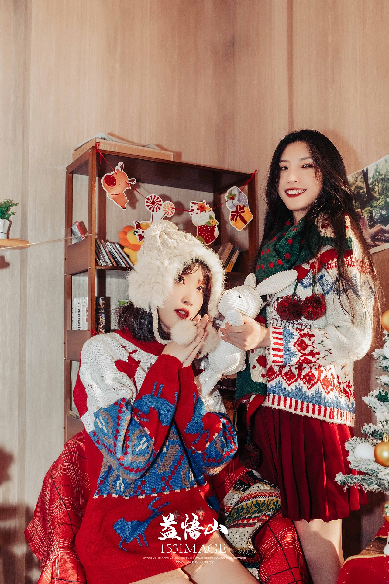 网红圣诞双胞胎姐妹