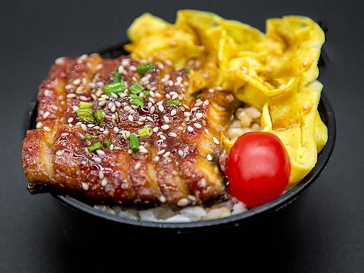 鰻魚飯（個人主頁-ZMzE5NzY1MzY=） - 品牌 - 站酷設(shè)計師品牌設(shè)計625原創(chuàng)素材 - 站酷ZCOOL