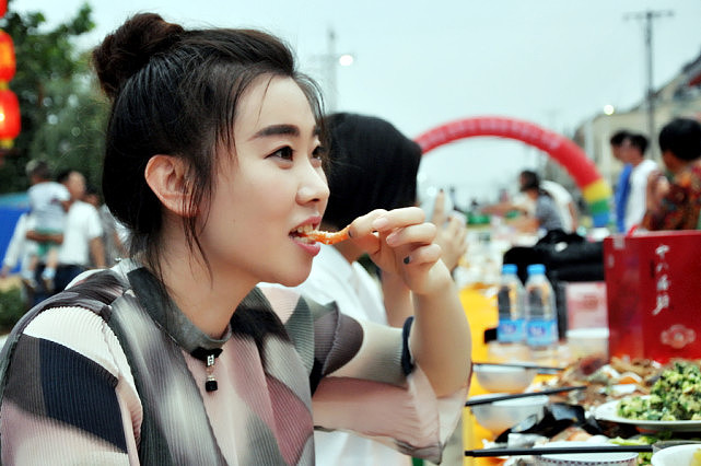 娱乐圈明星为什么那么爱吃虾? - 阿味大虾加盟网