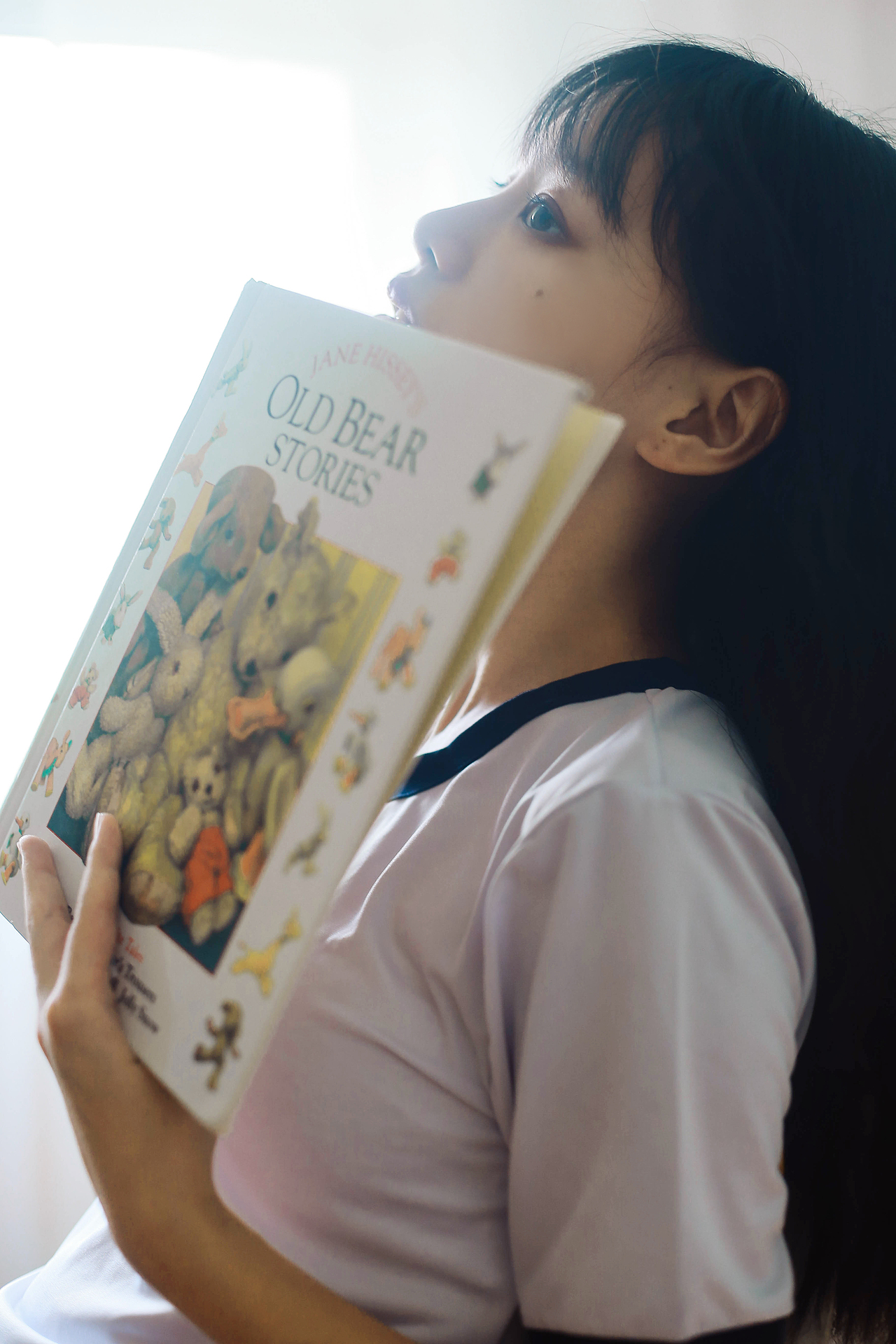 毕业季少女（图ZMTE4NzY3MjY4） - 人像摄影 - 站酷设计师芥茉在拍照原创素材 - 站酷ZCOOL