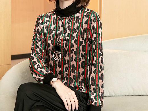 中老年女装拍摄 气质女装拍摄棉服装拍摄保暖女装拍摄