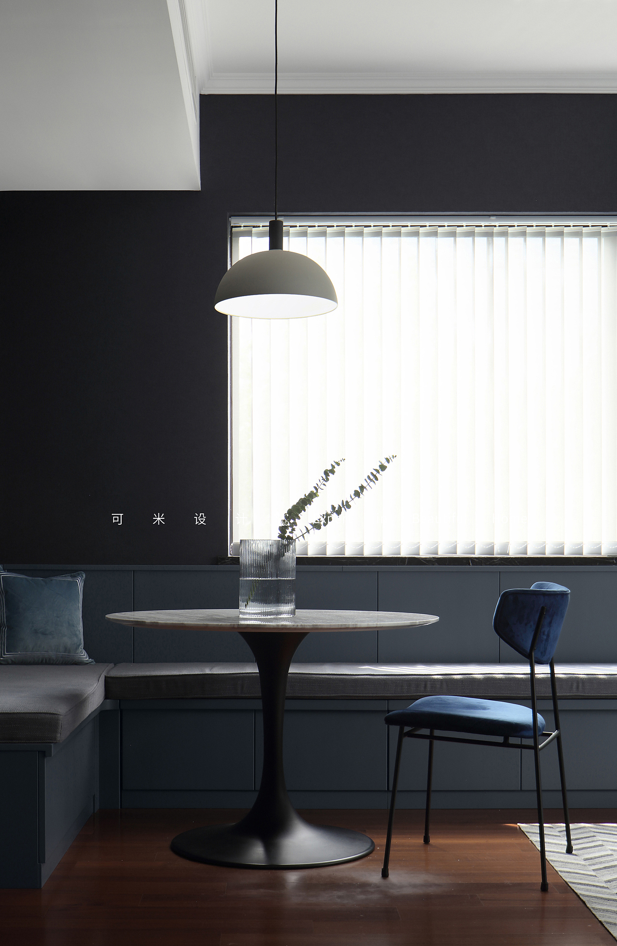 Charming Home 用灰色营造出一个简约、复古又高级的家（图ZMTY2NjE0MTg4） - 家装设计 - 站酷设计师南京可米设计原创素材 - 站酷ZCOOL