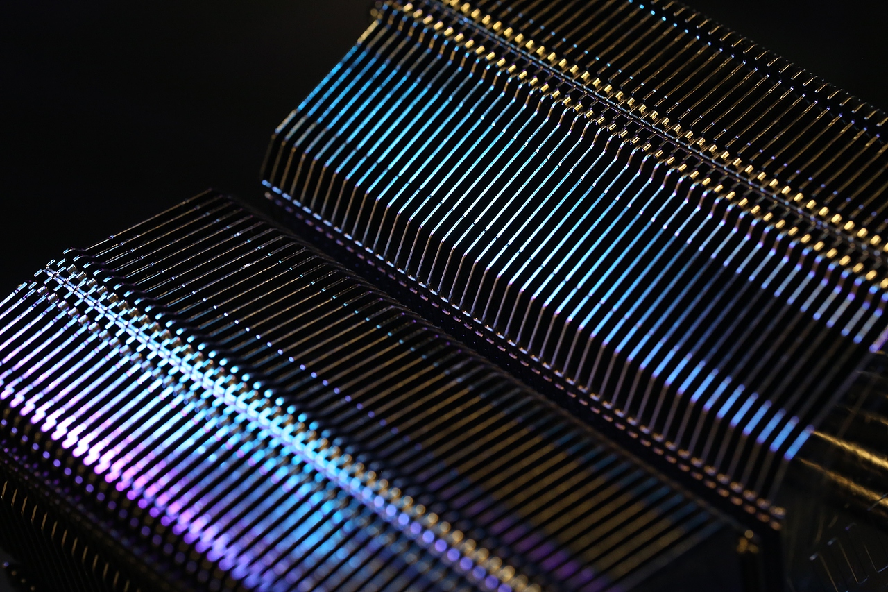 采融Mega Shadow Black黑变绝版散热器摄影