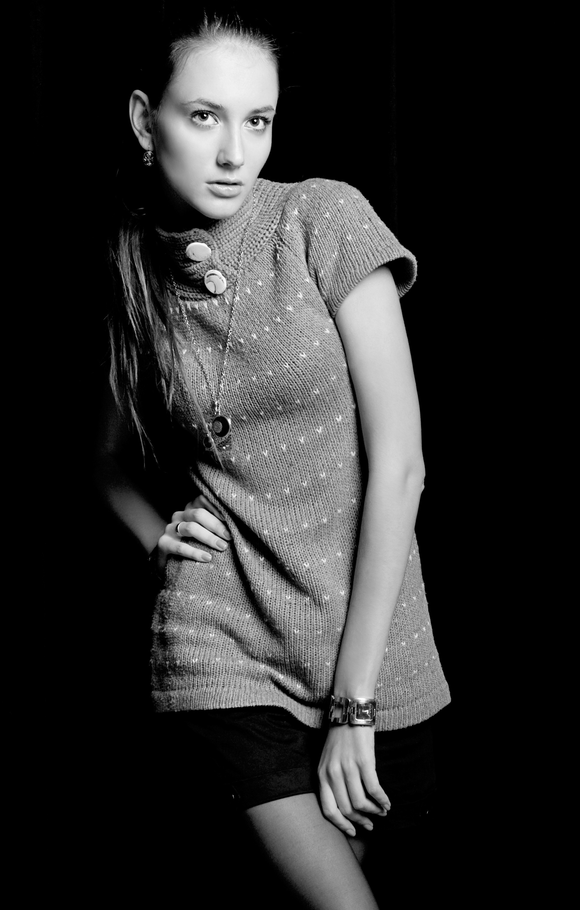 人物 美女 明星 写真 封面 模特 pose 壁纸 杂志 平面 婚纱 街拍 自拍