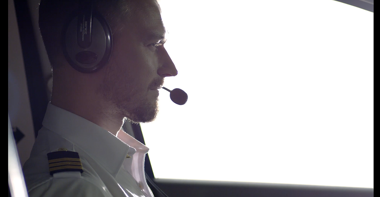 欧帕斯汽车贴膜TVC广告片（手套篇）（图ZMjk0NjAwNDg0） - 宣传片 - 站酷设计师守礼文化原创素材 - 站酷ZCOOL