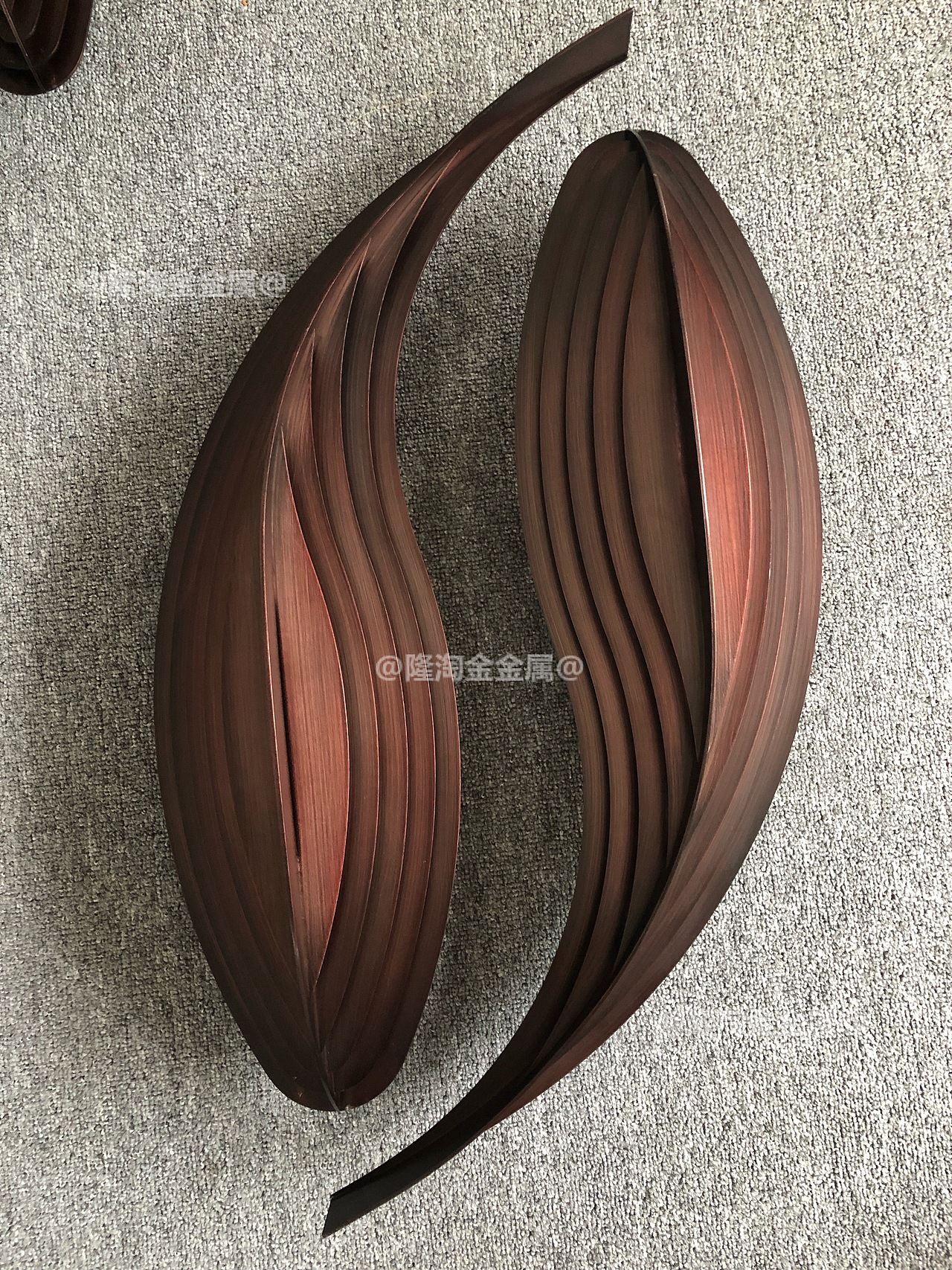 不锈钢鱼群雕塑摆件多层立体设计 营造优美水景景观