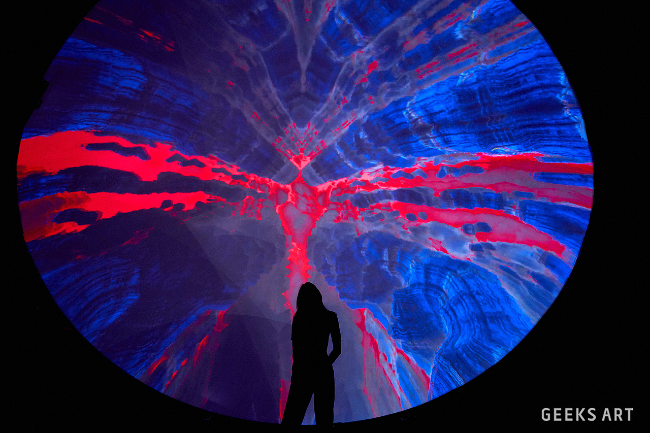 数字艺术装置:「宇宙之瞳 Psychedelic Temple」