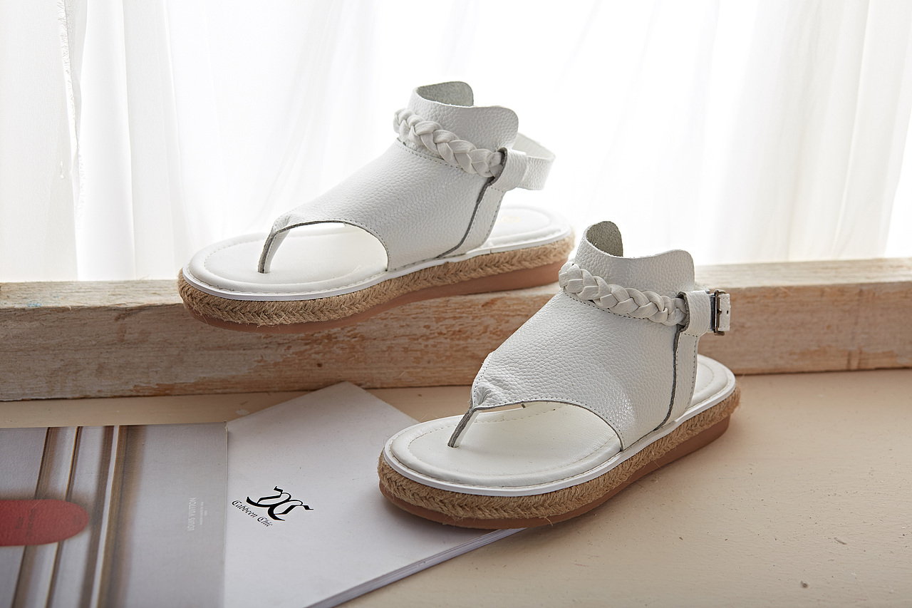 鞋子静物详情页海报拍摄设计