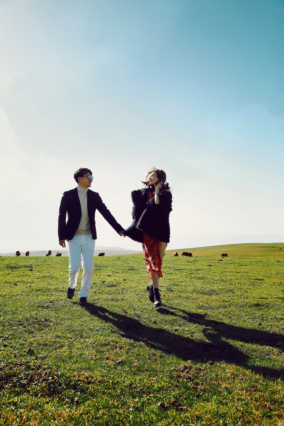 新疆四仟纪喀拉峻草原旅拍婚纱照作品分享