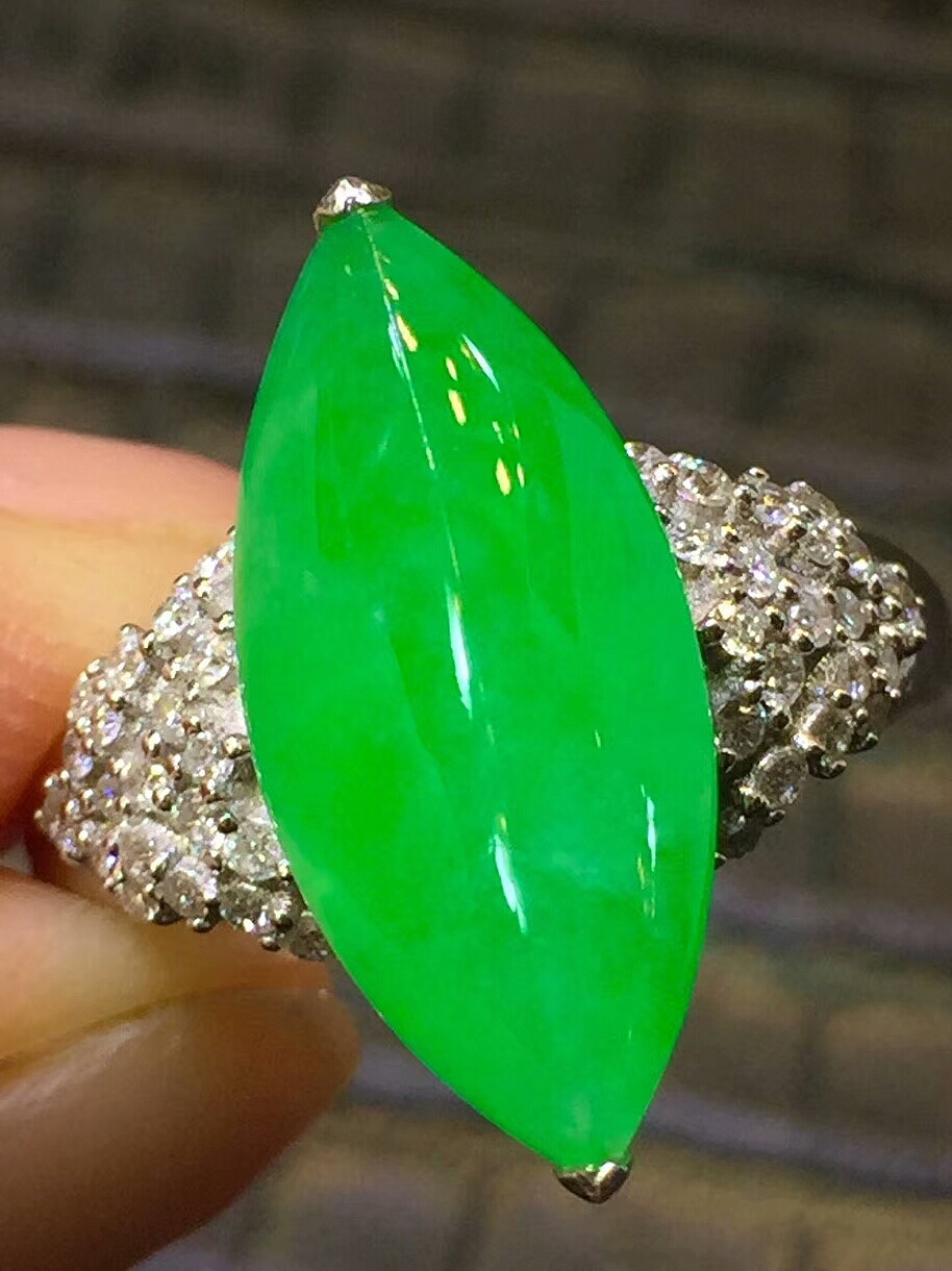 美玉天成 魅力翡翠