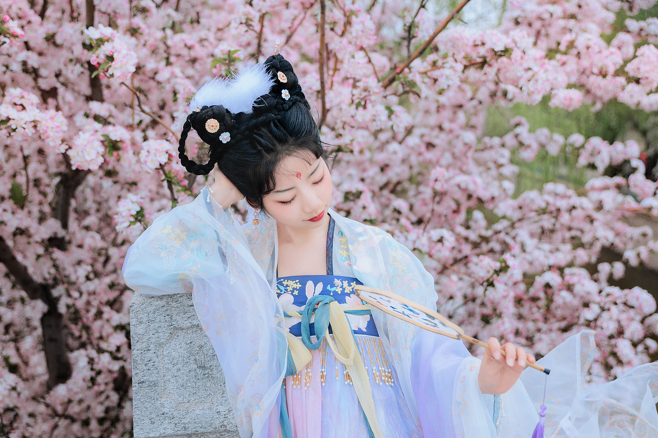 海棠花溪（图ZMjUyNDU5NTI0） - 人像摄影 - 站酷设计师雨亦萧然原创素材 - 站酷ZCOOL