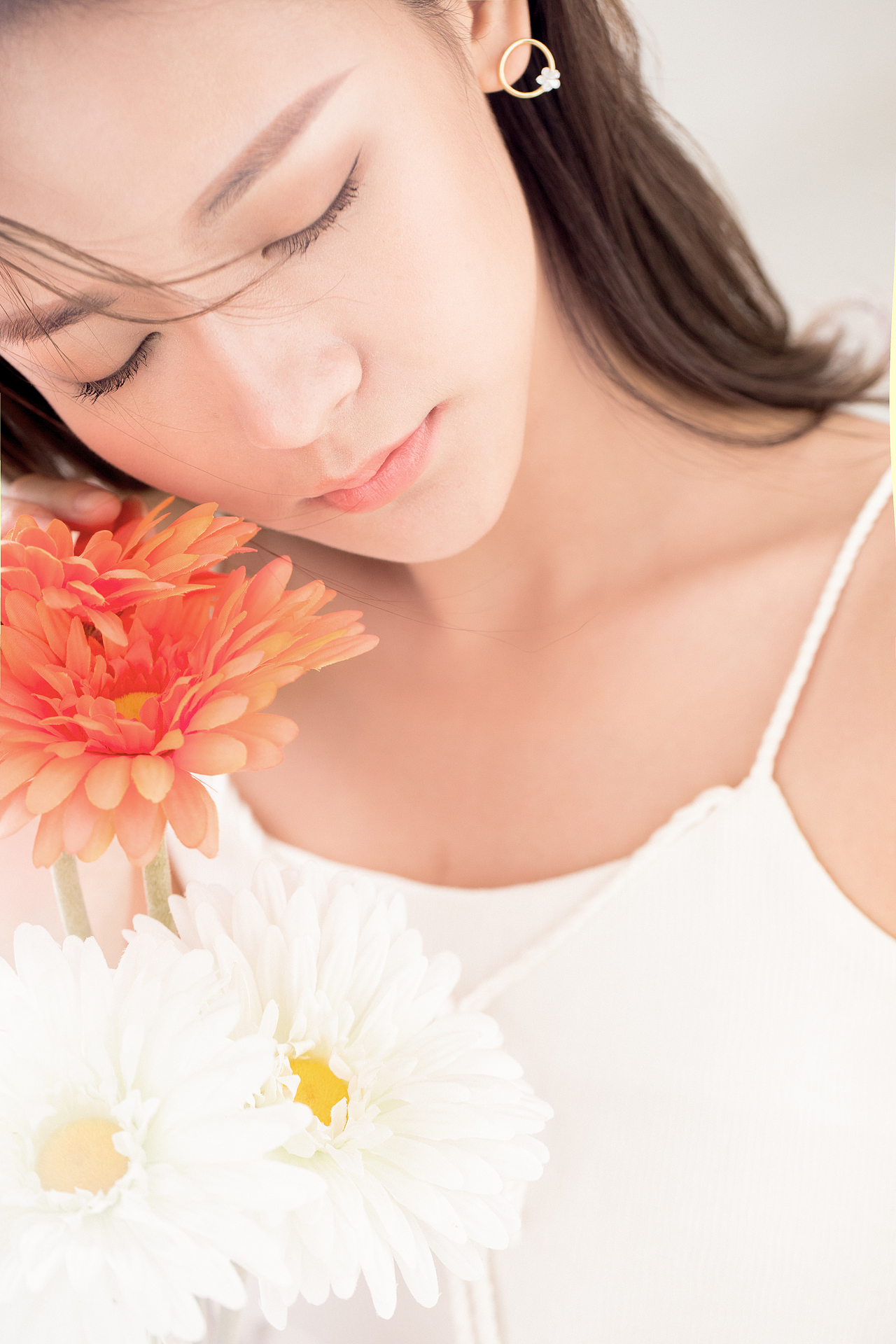 极简-（图ZMTYzODQ4MDgw） - 人像摄影 - 站酷设计师摄影师Zohar原创素材 - 站酷ZCOOL