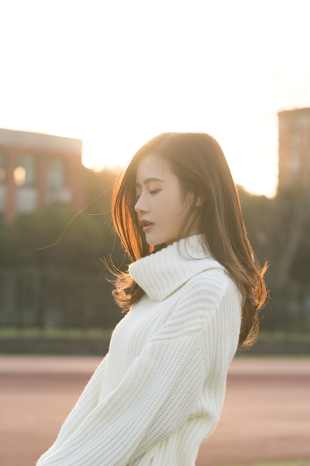 逆光下你的样子（图ZNzkyMTI4MTI=） - 人像摄影 - 站酷设计师鹿屿溪原创素材 - 站酷ZCOOL