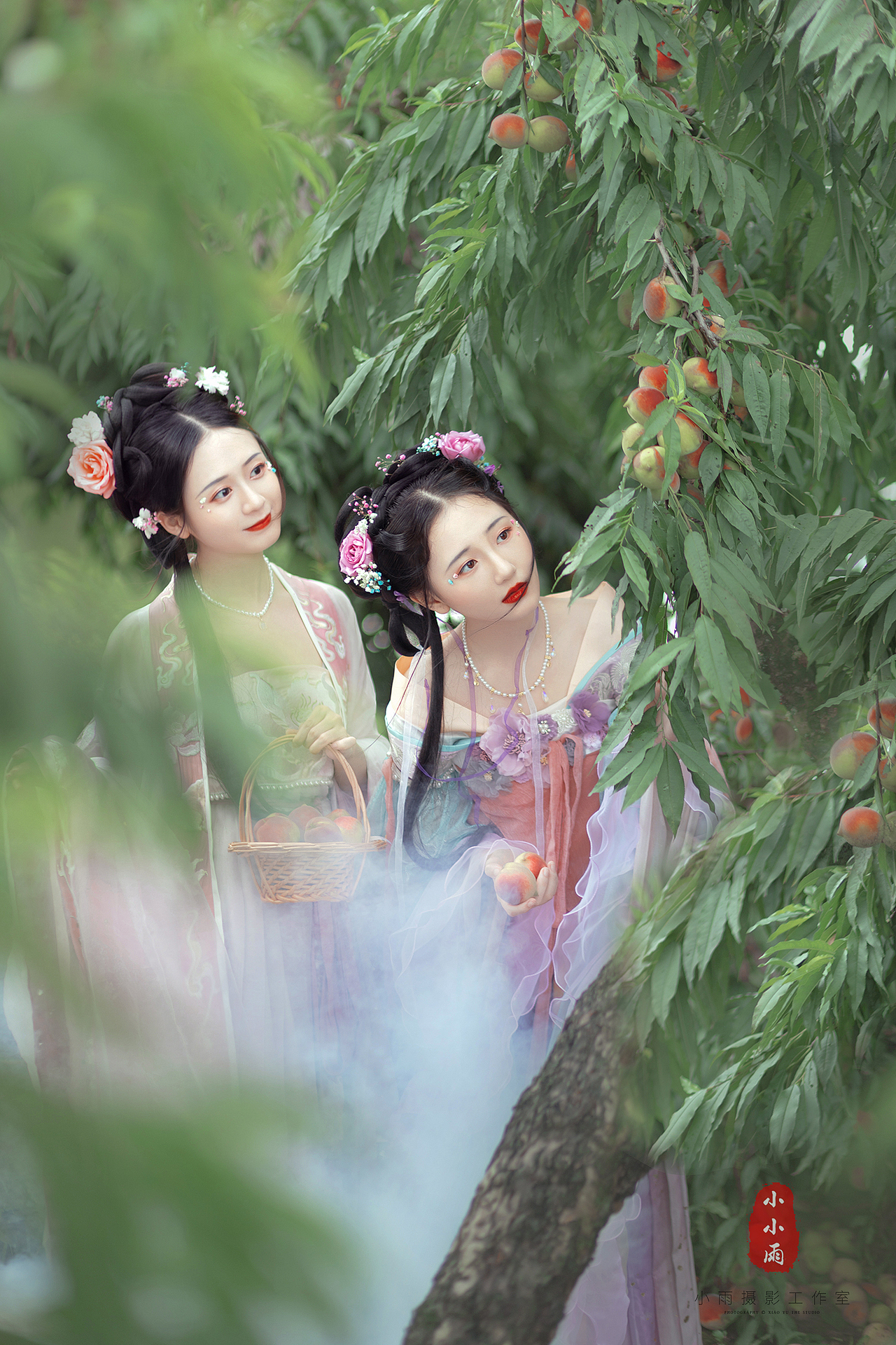 七月桃园汉服（图ZMjY0NzgzMzk2） - 人像摄影 - 站酷设计师阿波摄影原创素材 - 站酷ZCOOL