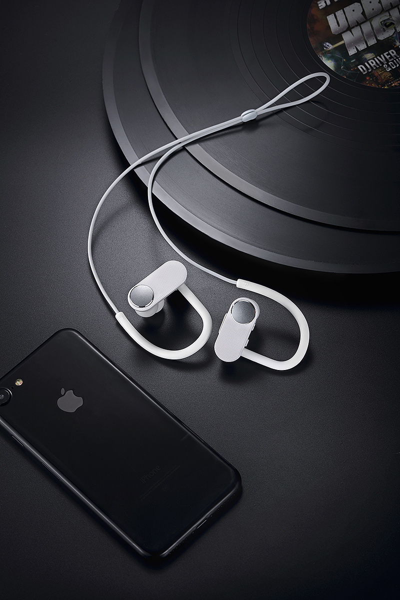 耳机拍摄|摄影|产品摄影|熊猫眼睛1978 - 原创作品 - 站酷 (zcool)