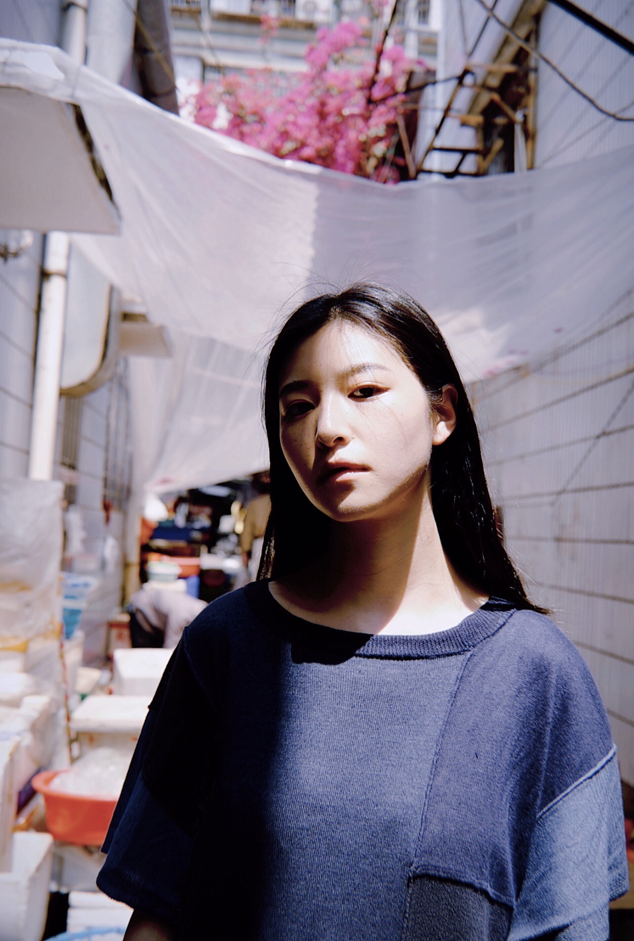 厦门小巷（图ZMTExNTAxNjY0） - 人像摄影 - 站酷设计师洗衣机它转疯了原创素材 - 站酷ZCOOL