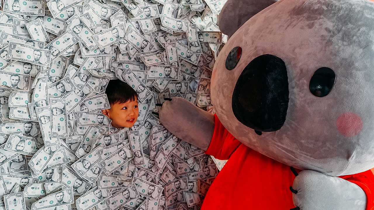 交互装置 —— 网易考拉笑容ATM | 笑一笑，能致富！