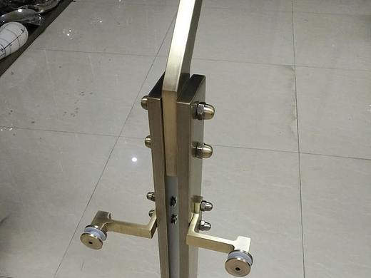 青古铜实心双钢板不锈钢立柱 玻璃护栏不锈钢立柱