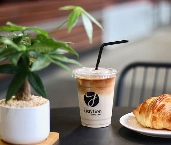 Staytion Coffee & Bakery | Visual Identity（图ZMTQ1OTAzNTQ4） - 品牌 - 站酷设计师lowkeydesign原创素材 - 站酷ZCOOL