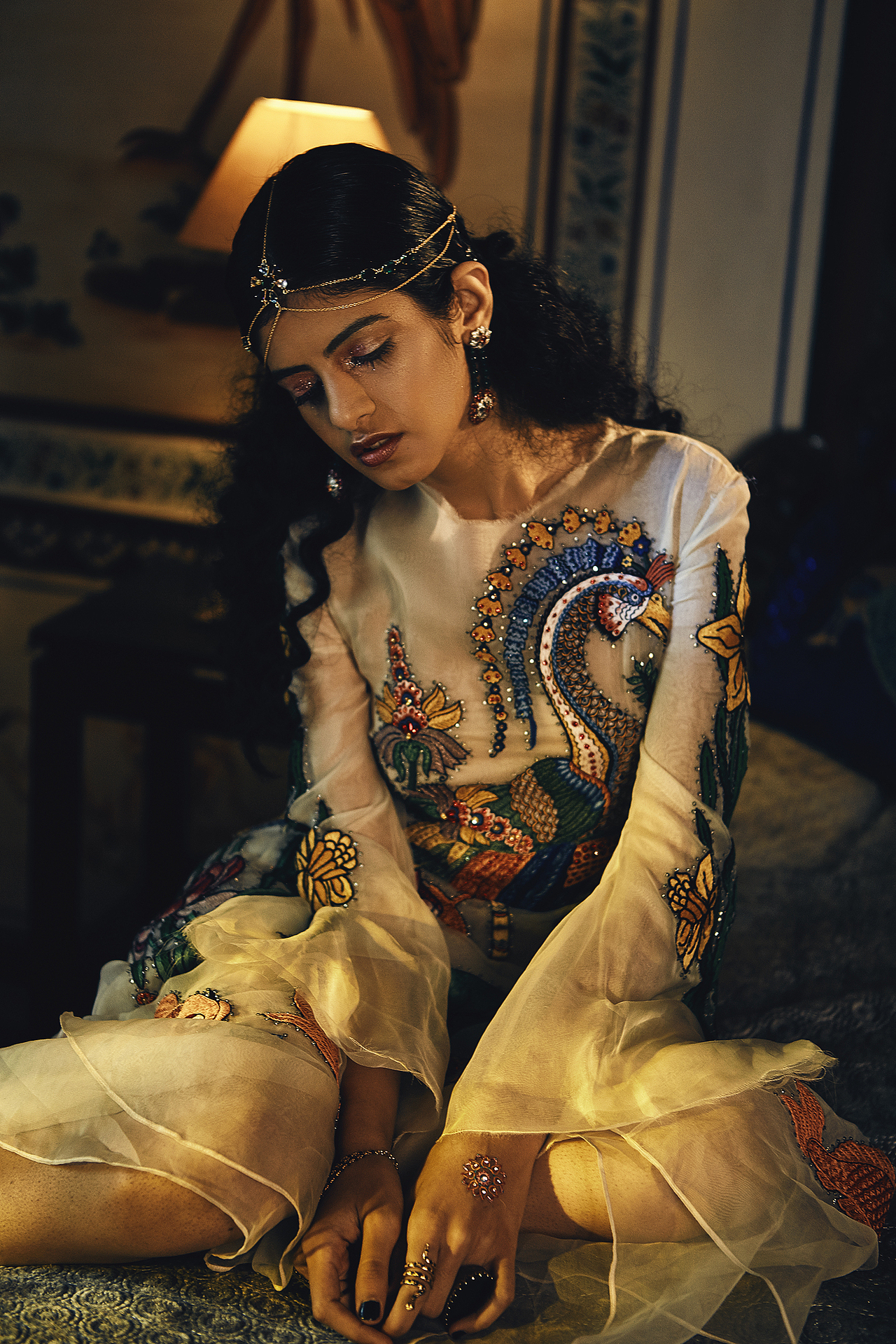 《 Harper's Bazaar 》india 时尚芭莎 印度16年10月刊（图ZNjY5MTAxNjQ=） - 修图/后期 - 站酷设计师ework鬼刃原创素材 - 站酷ZCOOL