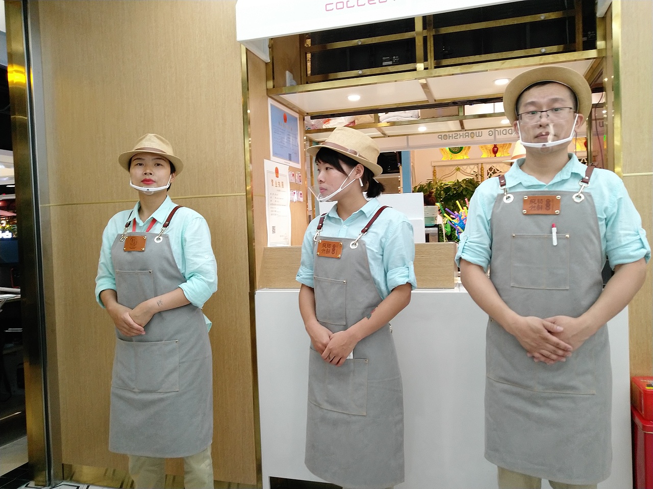 麻辣小鲜创意四川菜（图ZMjc5NzM2MTQw） - 品牌 - 站酷设计师协创广告原创素材 - 站酷ZCOOL