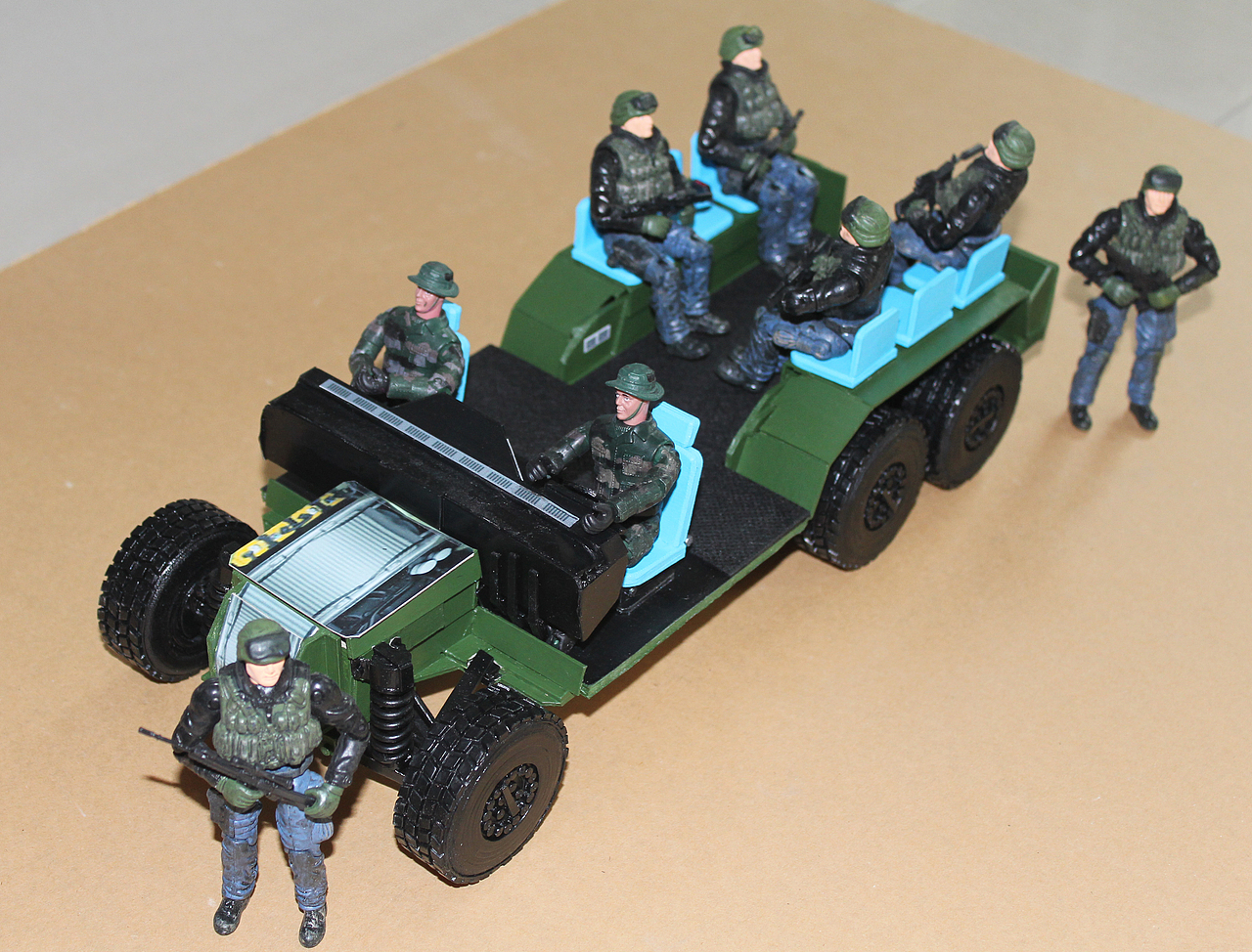 纸质东风猛士二代军车 无图纸，纯手工（图ZMTU2MDA5OTAw） - 手办/模玩 - 站酷设计师宏图装饰原创素材 - 站酷ZCOOL