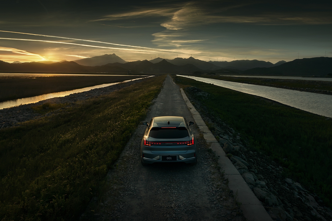 汽车摄影 | 修图--极氪001