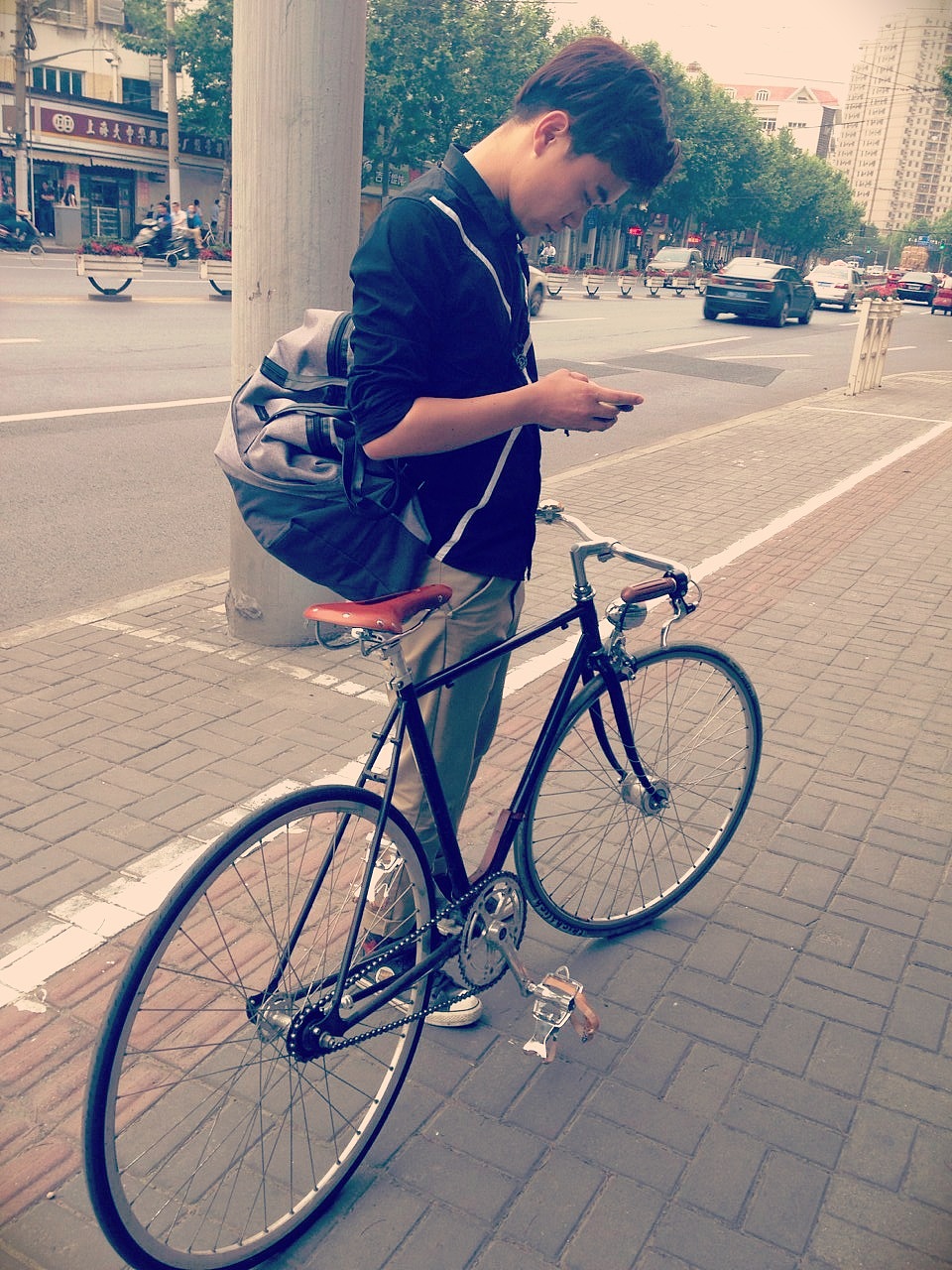 斯柯达汽车广告拍摄，tracking fire团队死飞夜骑苏州上海站（图ZMTY3NDc5MTY=） - MV - 站酷设计师Ethanstudio原创素材 - 站酷ZCOOL