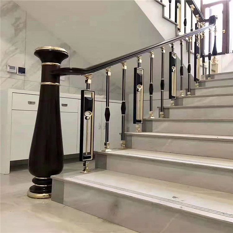 贵阳酒店304不锈钢楼梯立柱众钰定制
