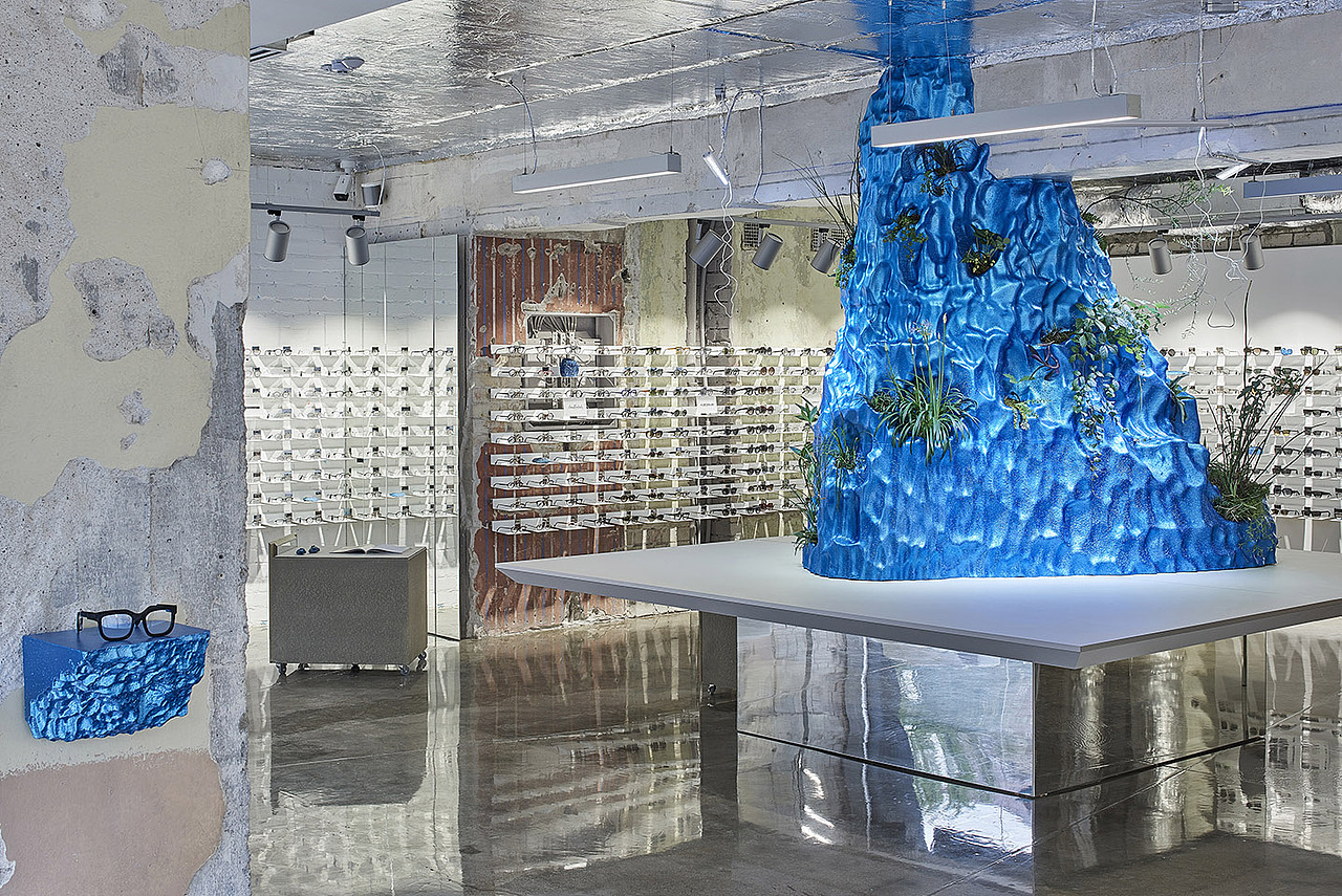 Friends & Frames眼镜店