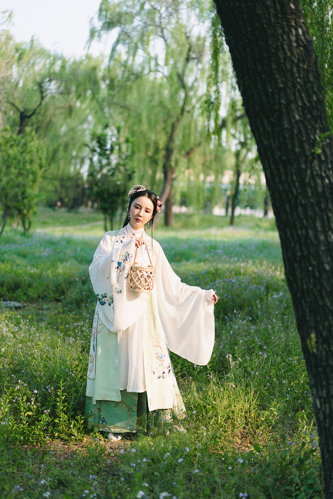 温柔清新汉服小姐姐