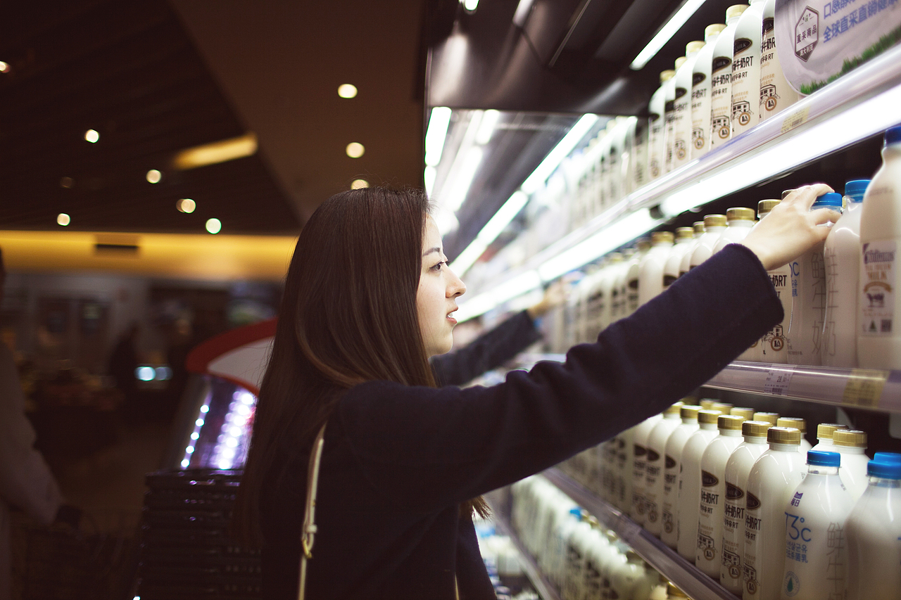 和尼尼一起度过的午后时光（图ZNjk2MzU1ODA=） - 人像摄影 - 站酷设计师_呼叫派大星原创素材 - 站酷ZCOOL