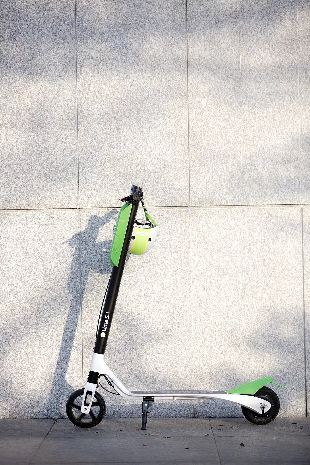 lime-s共享滑板车（图ZMjMxMDcxMjYw） - 交通工具 - 站酷设计师特柴拉原创素材 - 站酷ZCOOL