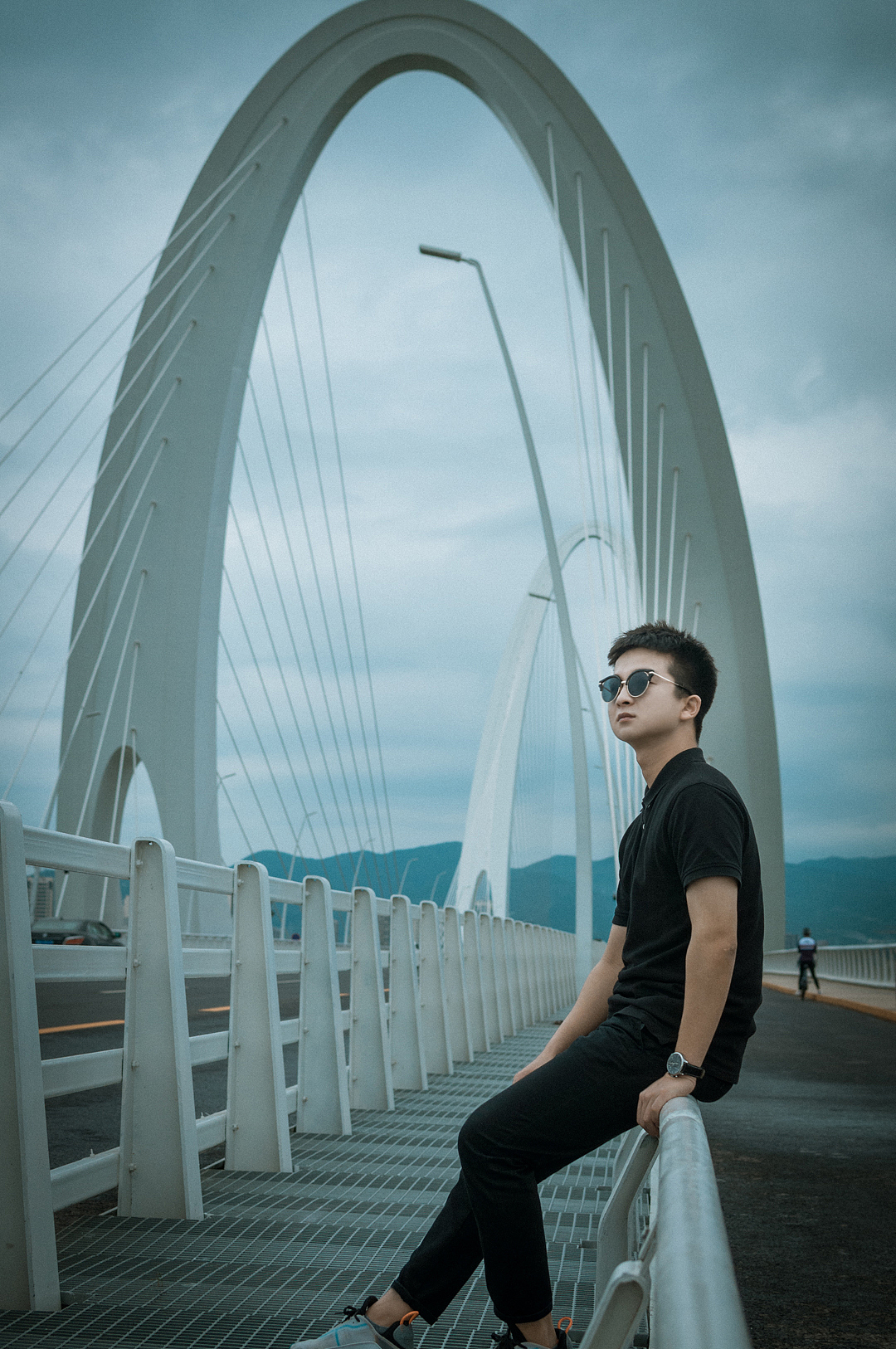 新首钢大桥人像摄影（图ZMjI2NDA5MDAw） - 人像摄影 - 站酷设计师摄影师仙来原创素材 - 站酷ZCOOL