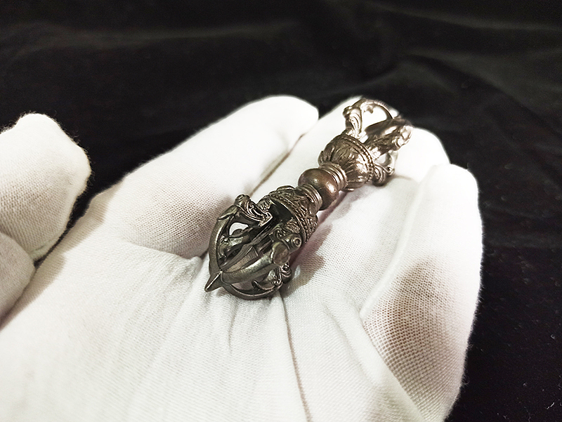 天铁陨铁制五股金刚杵