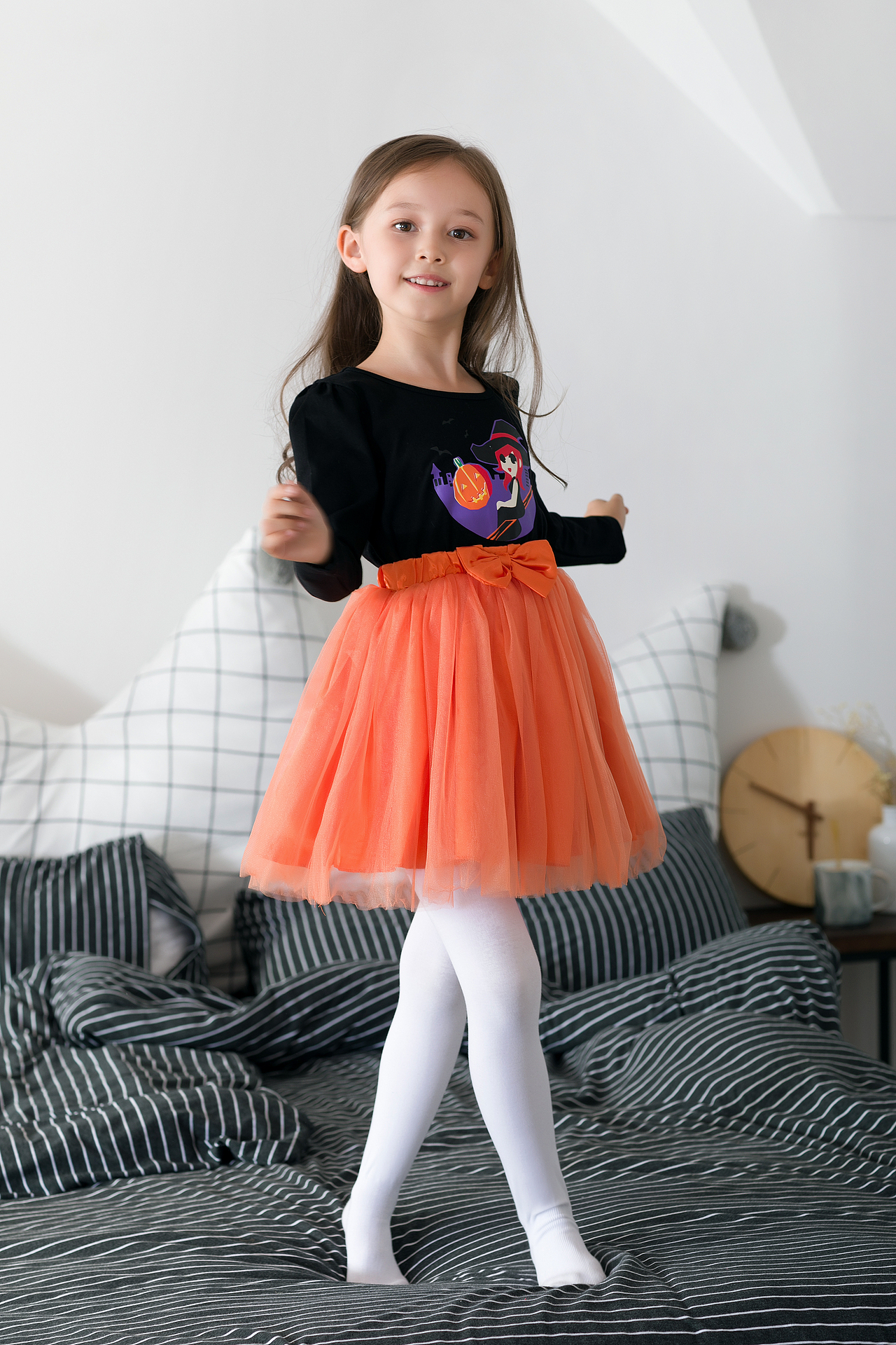 童装网拍 服装拍摄 童装模特拍摄 外模混血童模（图ZMTM3ODY4OTky） - 产品摄影 - 站酷设计师影际摄影原创素材 - 站酷ZCOOL