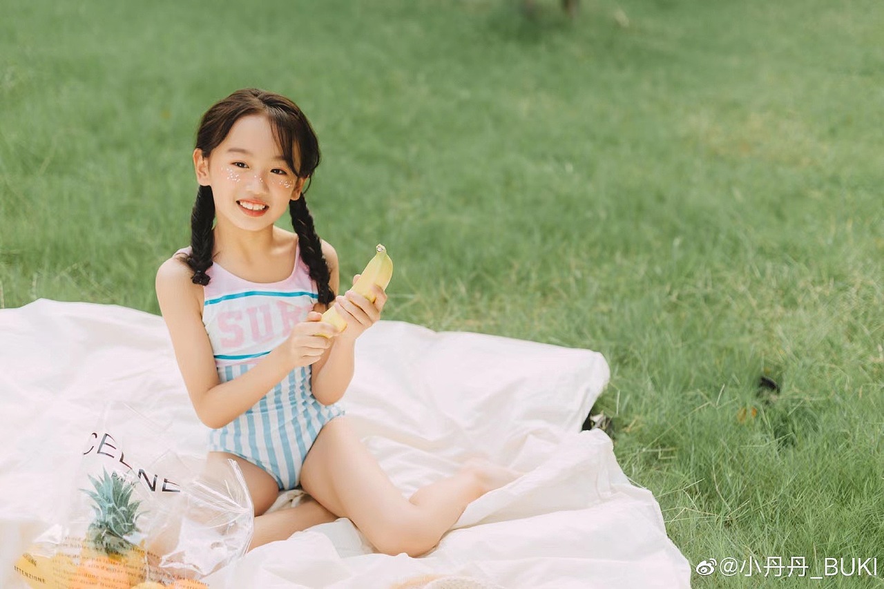 儿童摄影//外景写真（图ZMzE1OTMwMzQw） - 人像摄影 - 站酷设计师绛的摄影日记原创素材 - 站酷ZCOOL