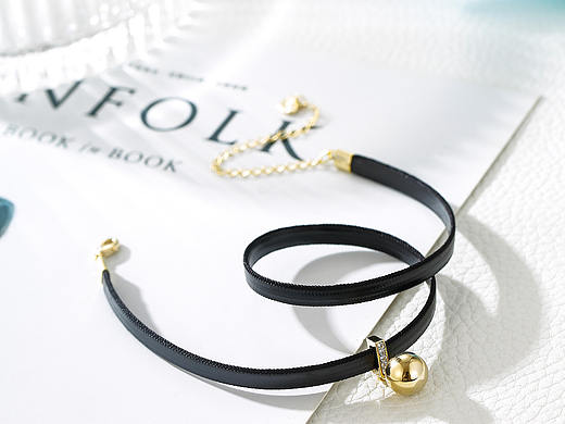 一组chocker，手链