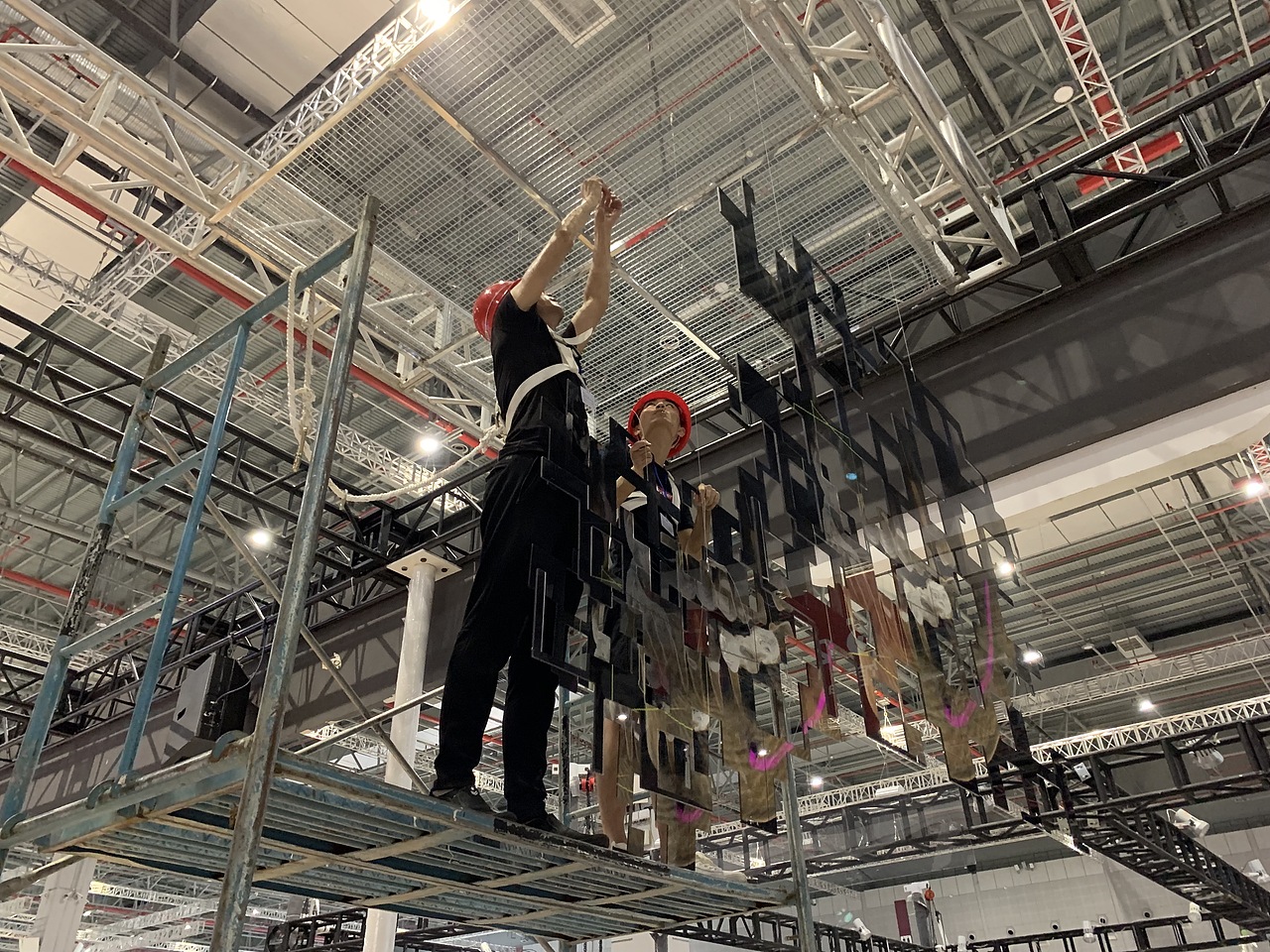 装置艺术吊饰（图ZMTczNjYzNjUy） - 实验艺术 - 站酷设计师悟兴视界原创素材 - 站酷ZCOOL