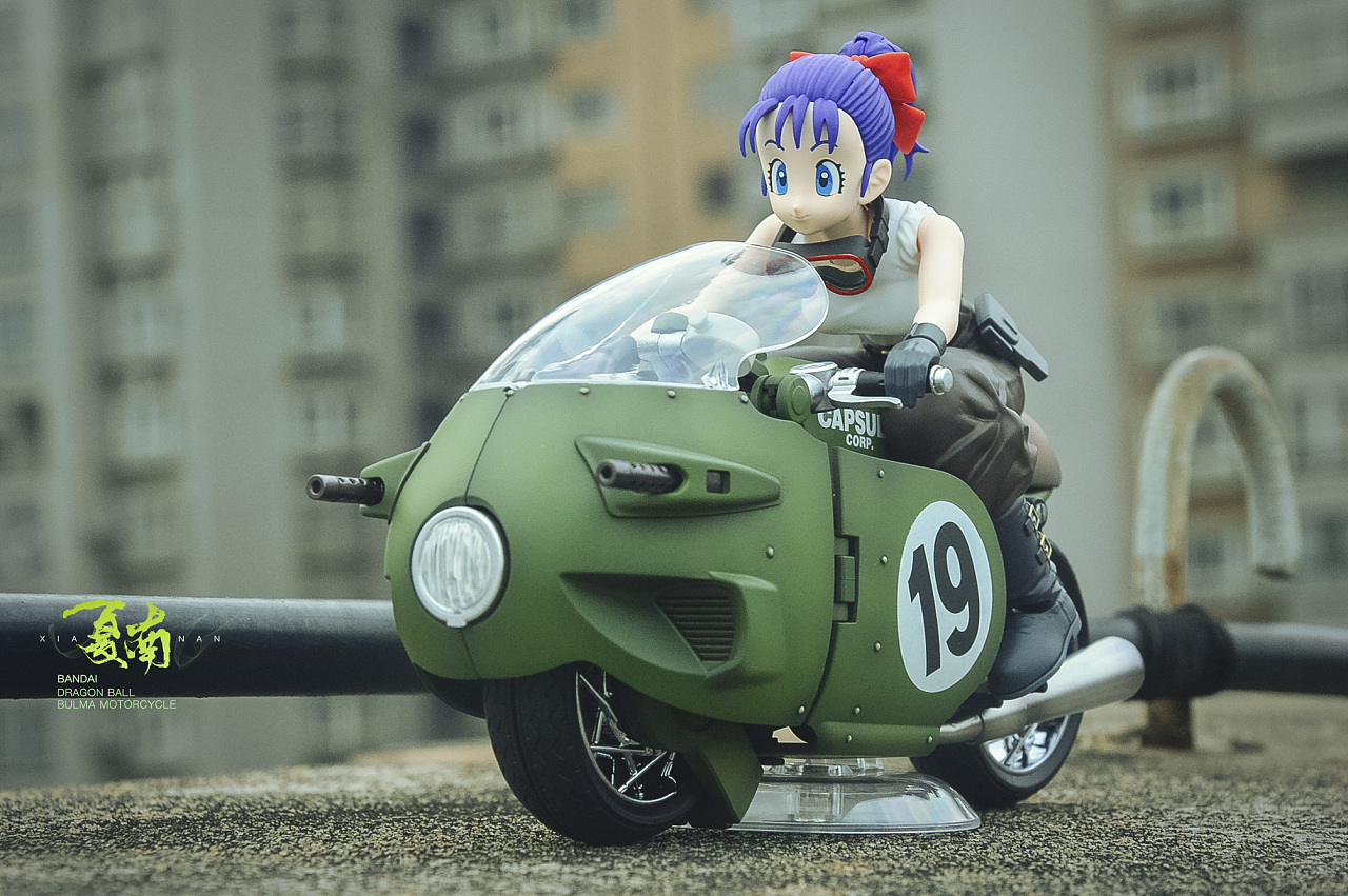 万代拼装模型 龙珠 布尔玛摩托