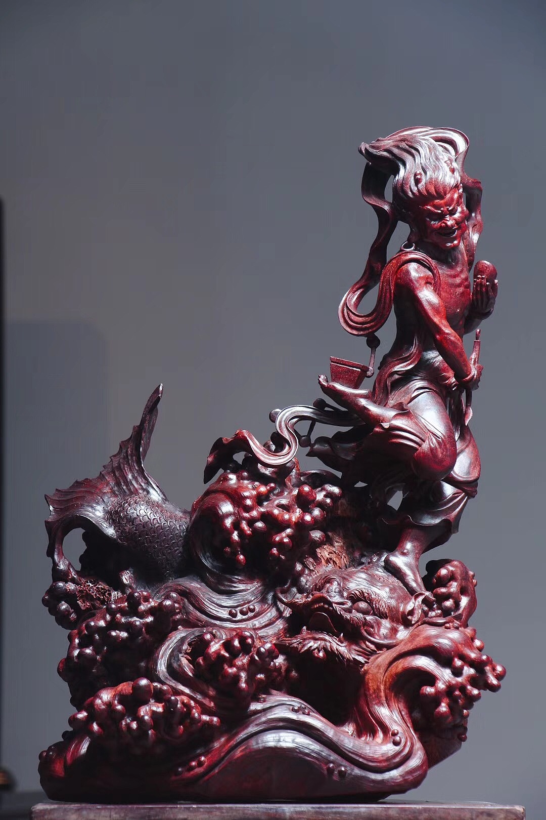 獨(dú)占鰲頭（圖ZMTE2OTM1NjQ4） - 工藝品設(shè)計 - 站酷設(shè)計師匯眾木藝原創(chuàng)素材 - 站酷ZCOOL