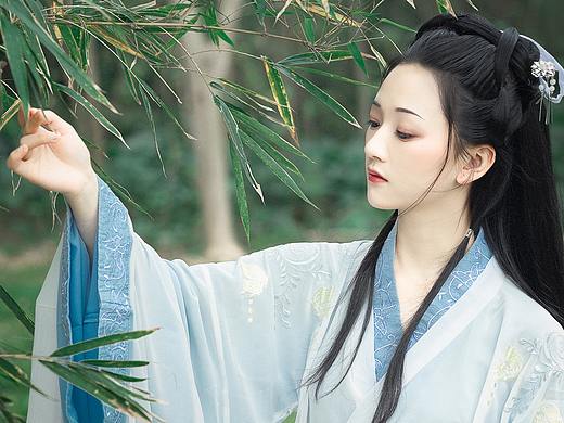【竹园行】