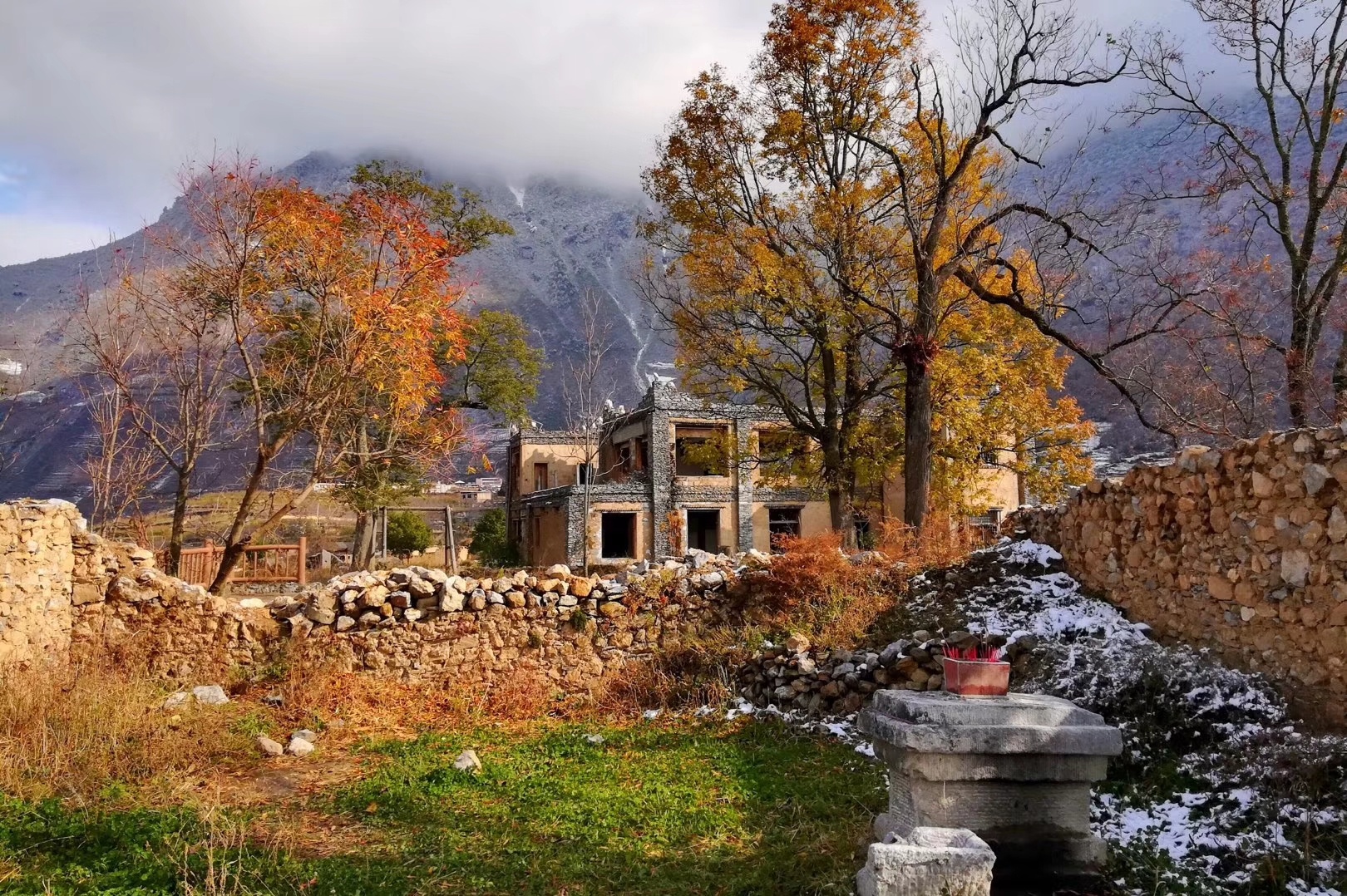 阿坝羌族萝卜寨