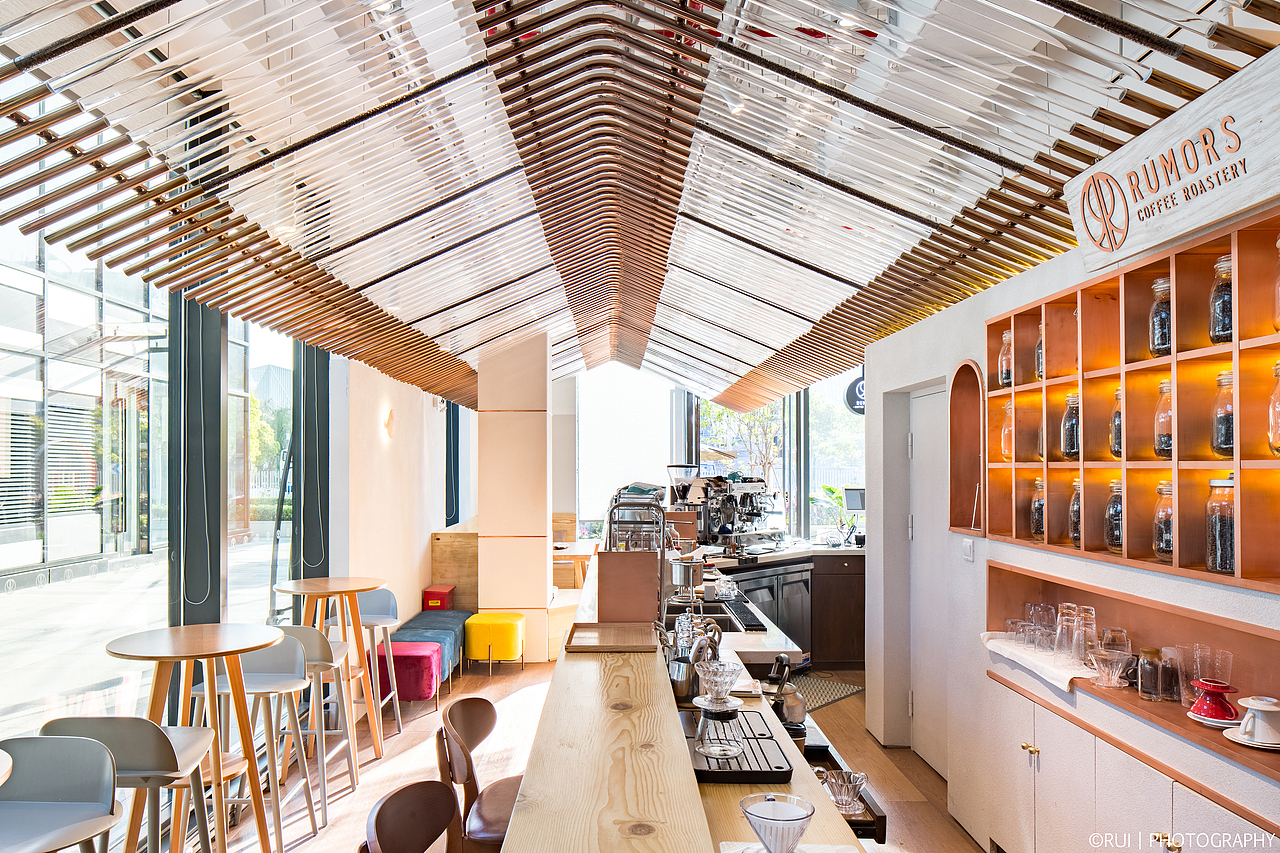 RUMORS 鲁马滋咖啡 前滩店