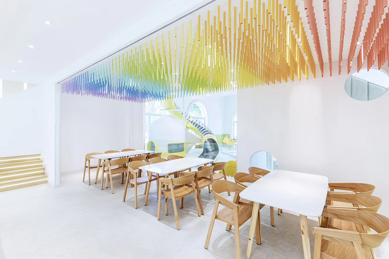 彩虹屋--Rainbow House