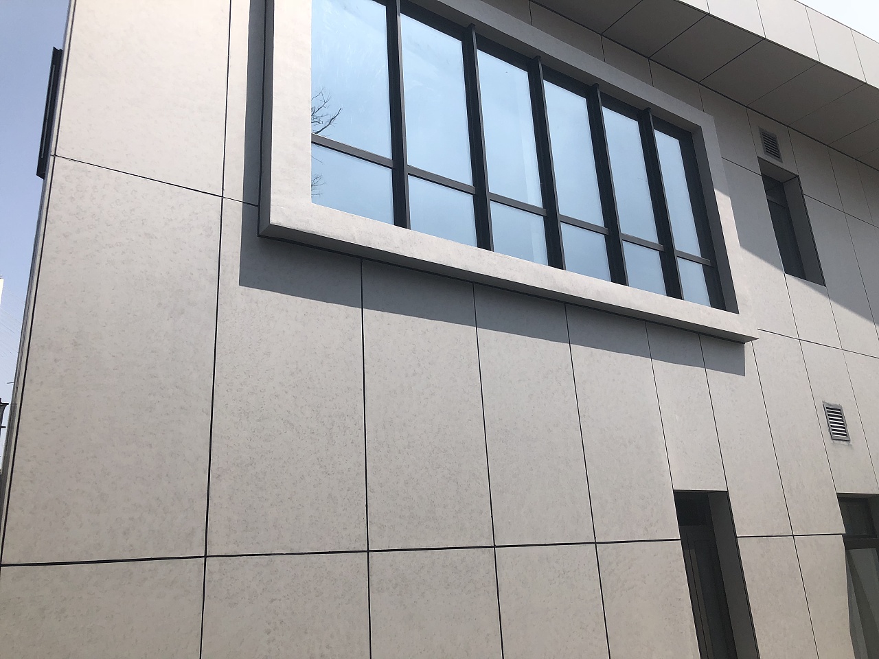 不是所有的材料都叫美岩03清水混凝土