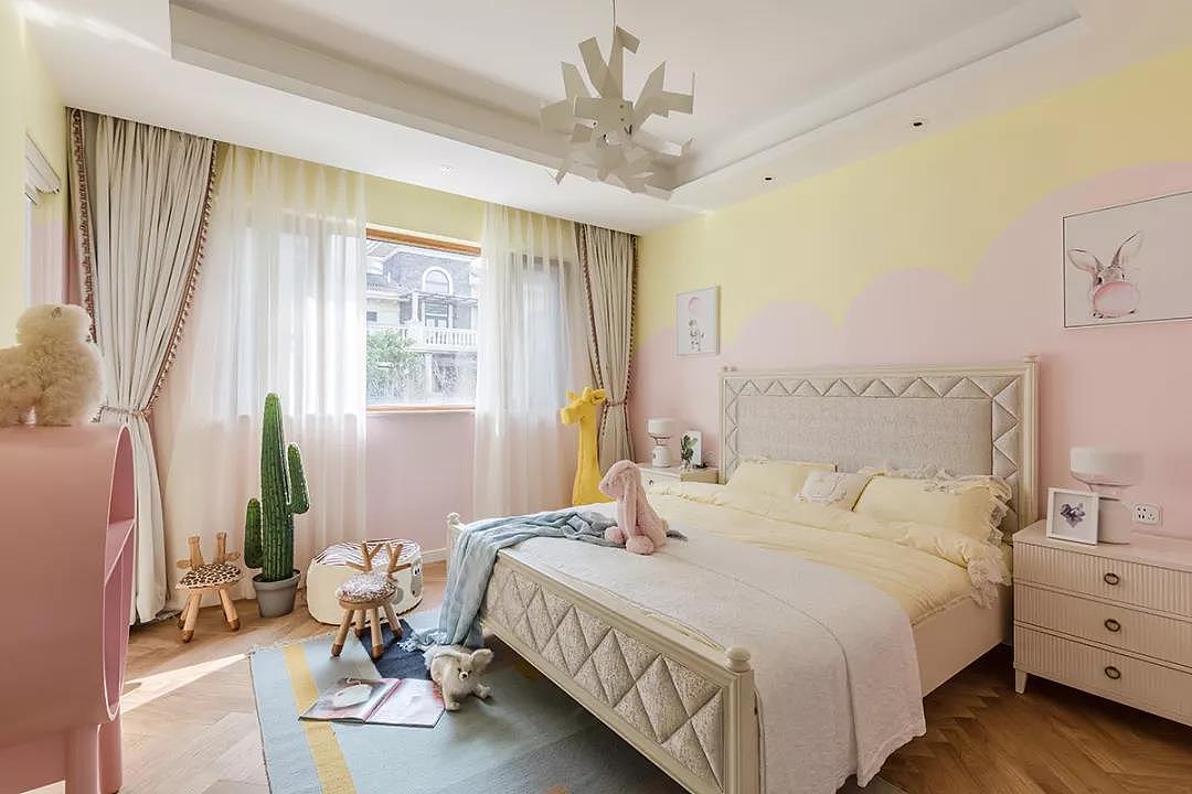 Riverside new world | 河畔新世界