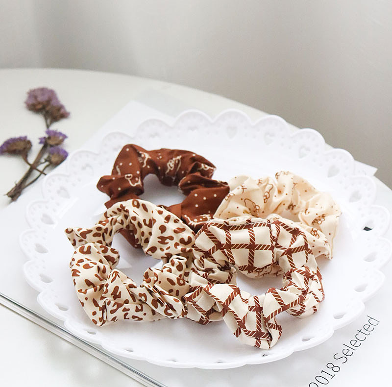 日系发饰拍摄练习（图ZMjg4MzUwMzcy） - 产品摄影 - 站酷设计师mmmuinc7原创素材 - 站酷ZCOOL